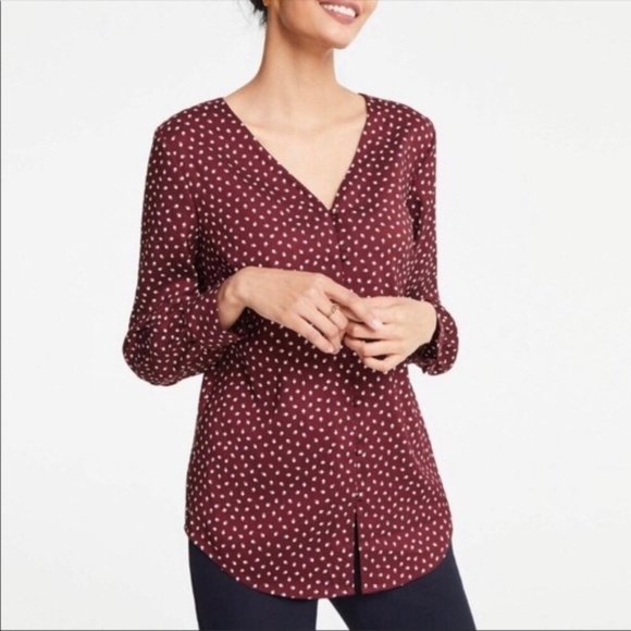 Ann Taylor Tops - Ann Taylor Maroon  & White Spade Print Blouse Size Small